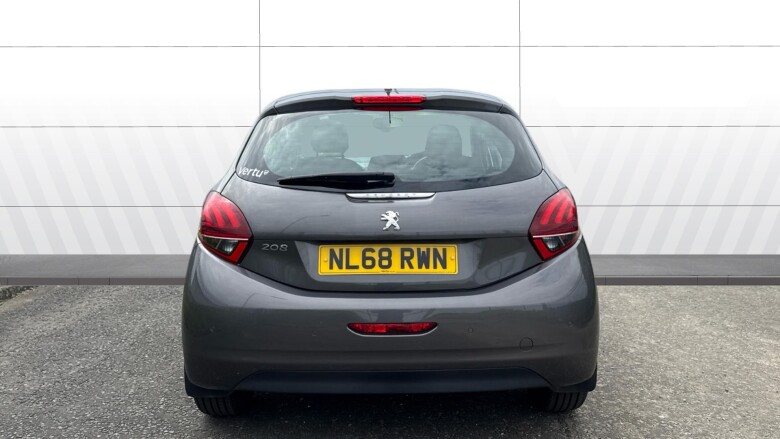 Peugeot 208 1.2 PureTech 82 Signature 5dr [Start Stop] Petrol Hatchback